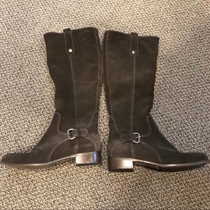 La CANADIENNE brown suede winter boots